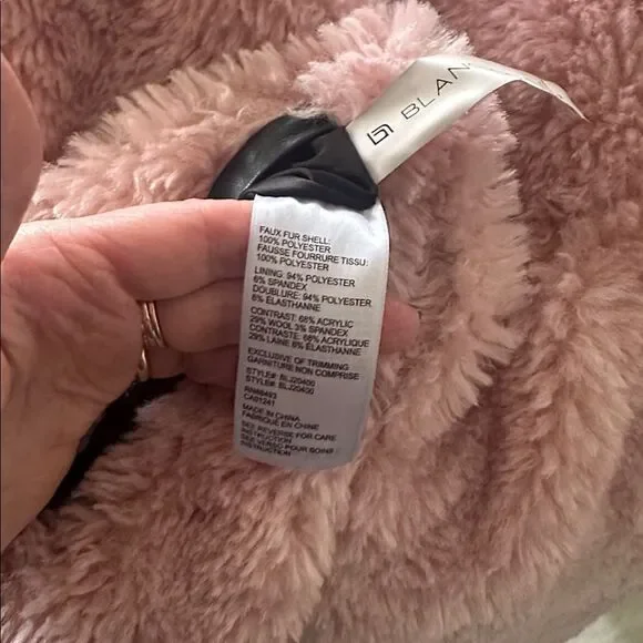 Blank Noir Peach Whip Reversable Hoodie - Picture 10 of 10